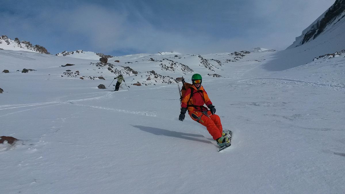 Восхождение на Казбек на ски-туре