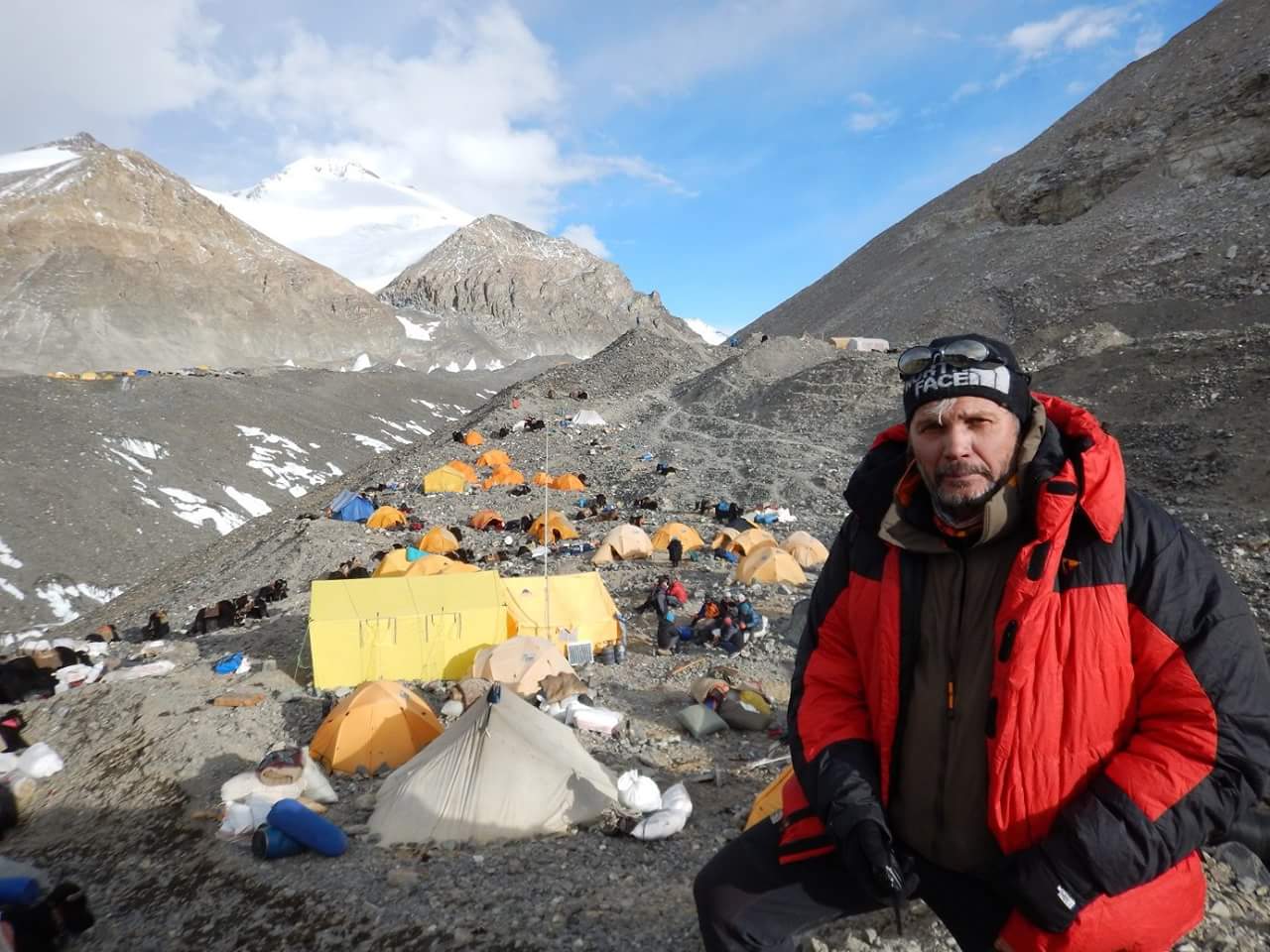 Сергей Ковалёв в Базовом лагере Эвереста