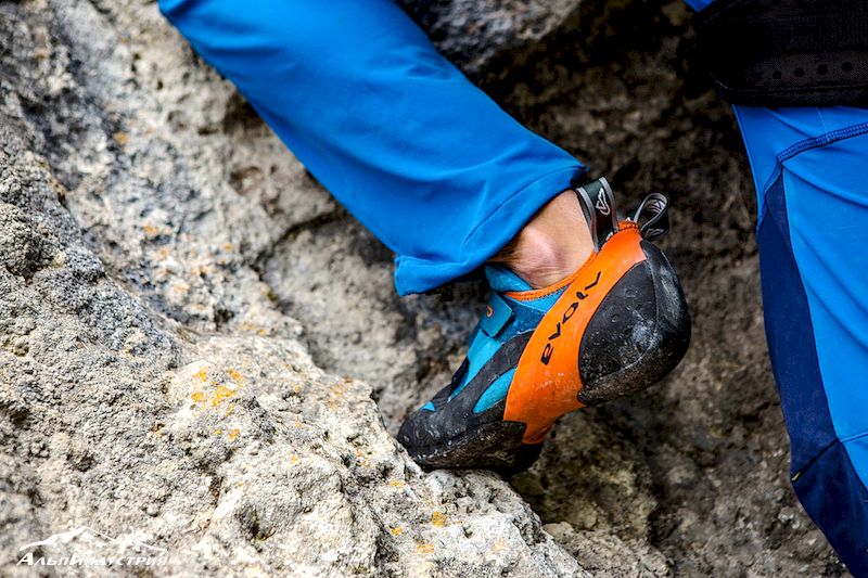 Испытания скальных туфель Evolv Shaman в Альпах: Пти-Дрю и Валле д'Аоста