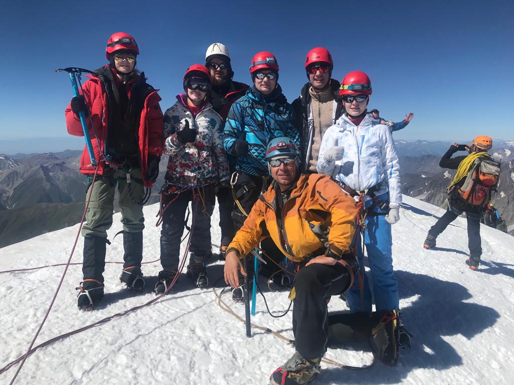 Горная школа Альпиндустрия в Альпах
