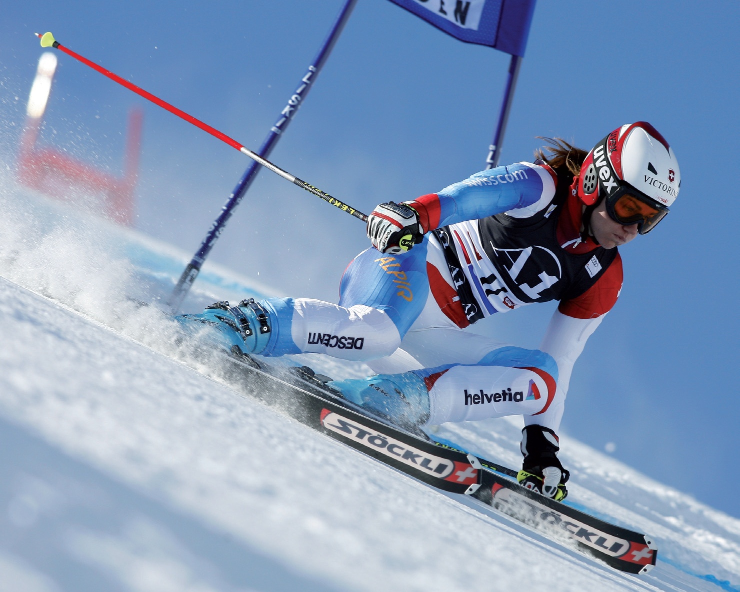 слалом горные лыжи техника. горнолыжный слалом. слалом (горнолыжный спорт). горный слалом гигант. лыжный спорт слалом.