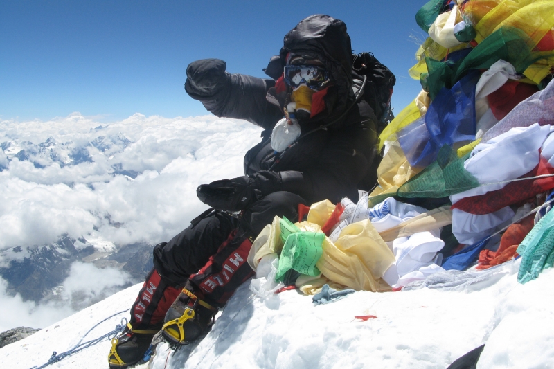 Эверест в вопросах и ответах: интервью с восходителем на восьмитысячник Сергеем Ковалёвым