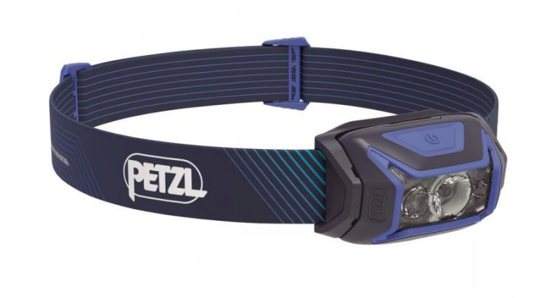 Фонарь Petzl Actik Core синий E065AA01 - фото 1